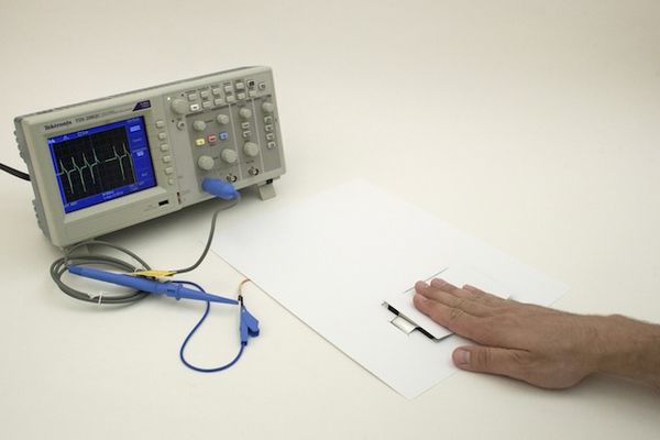 PG_oscilloscope_lowres.jpg