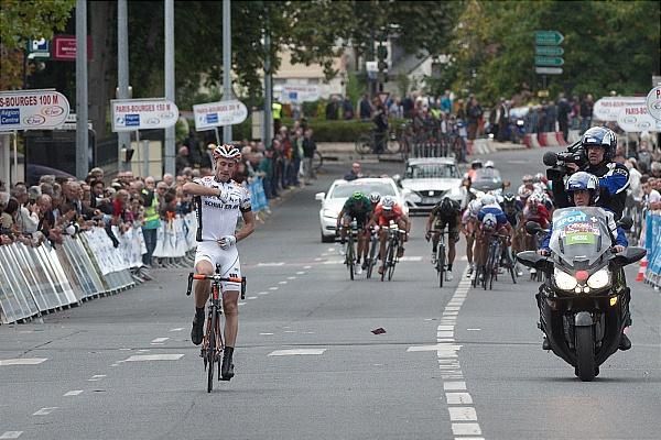 Paris-Bourges vainqueur-copie-1