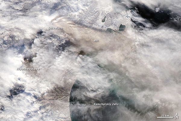 shiveluch-28.10.10-Nasa.jpg