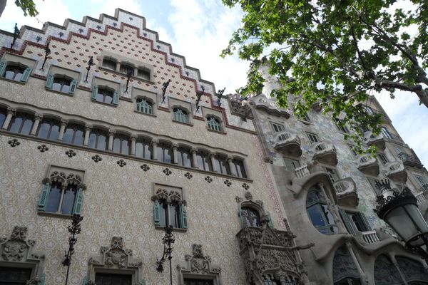 Barcelone-6-Maison-de-Gaudi.JPG