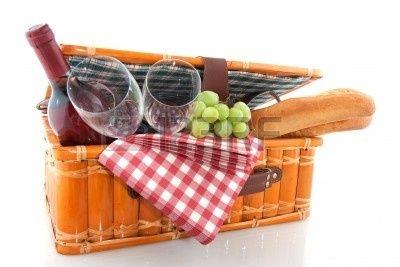 5267411-bon-de-remplir-le-panier-de-pique-nique-pour-les-re.jpg