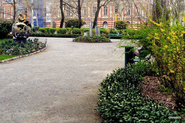 k04---Jardin-royal.JPG