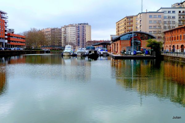 at01---Toulouise-canal.JPG