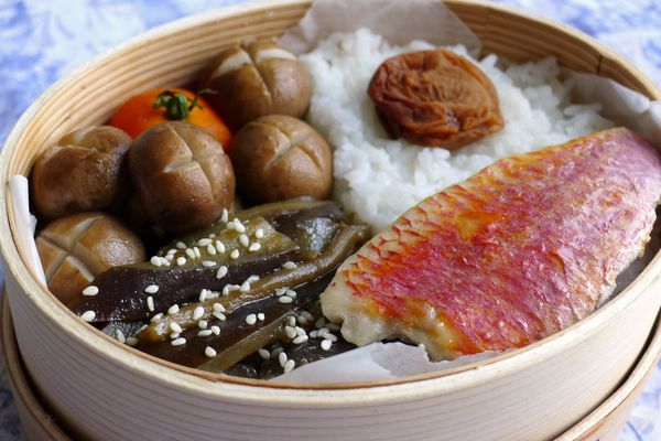 bento-umeboshi-4-.JPG