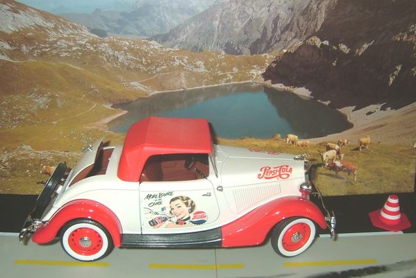 Ma petite collection Ford-v8-1.18-solido