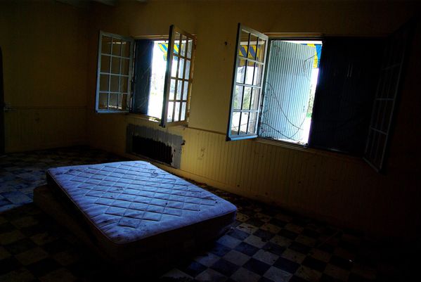 L'hôtel abandonné 3