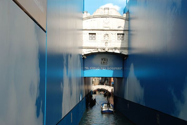 Le-Pont-des-Soupirs---Venise.jpg