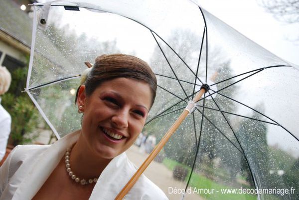 Decodamour-location-decoration-mariage-Parapluie-transparen.jpg