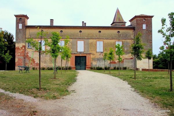 R01---Grande-batisse.JPG