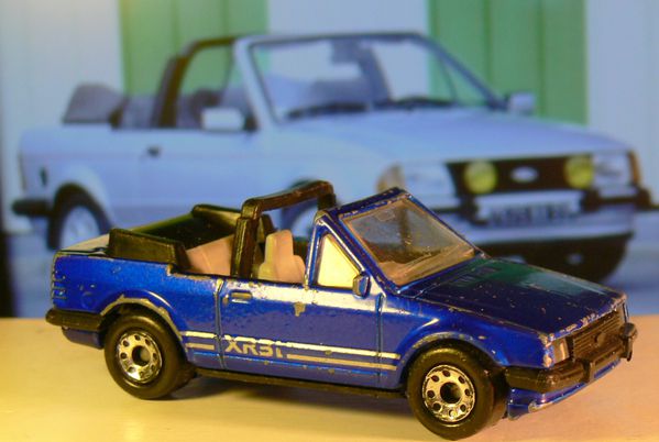 07 FORD Escort XR3i Cabrio MATCHBOX 1985
