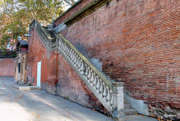 s02---Mur-d-escalier.JPG