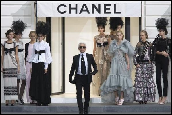 Karl-lagarfeld-Defile-Chanel---copie-1.jpg