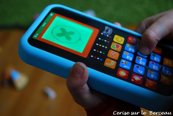 smartphone-jouet-enfant-bebe--3-.JPG