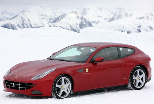 Ferrari-FF 2012