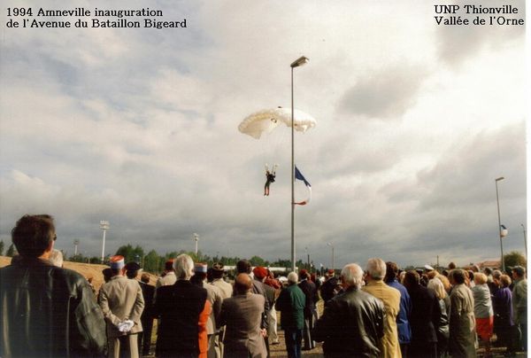 1994-Amneville inauguration Av. Bataillon Bigeard (12)