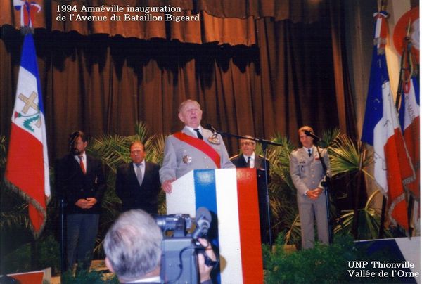 1994-Amneville inauguration Av. Bataillon Bigeard (35)