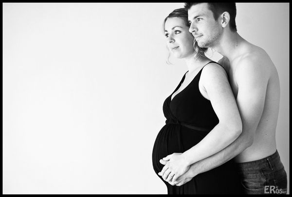 eric-rosier-maternite-enceinte-grossesse-couple-9869nb.jpg