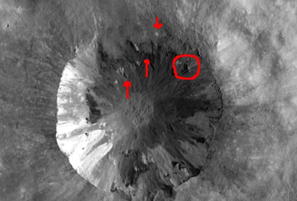 Asteroide-Vesta-octobre-9-structures-jpg.JPG
