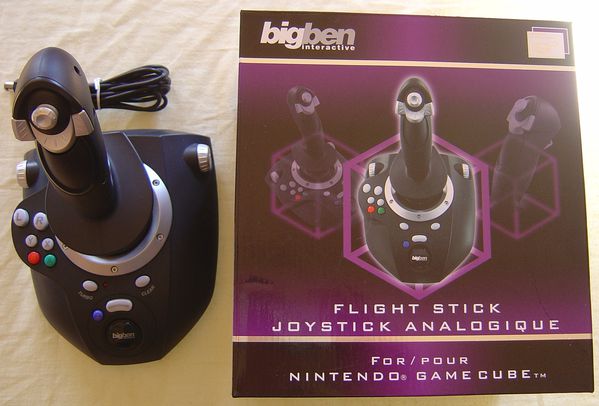 Nintendo---Game-cube---Joystick-.JPG