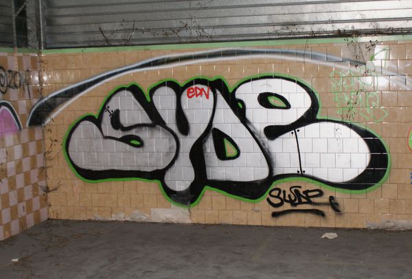 807 friche industrielle 77100 Meaux