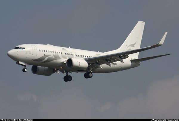 M-YBBJ-Global-Jet-Austria-Boeing-737-700_PlanespottersNet_2.jpg