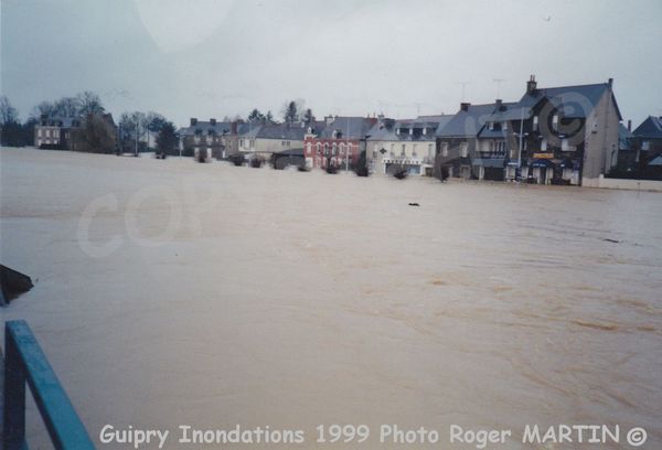 Guipry Inondation 1999 Photo Roger Martin GF+ Avec Copyrigh