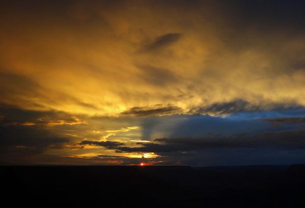 Grand-Canyon-Hopi-Point-Coucher-de-soleil-ciel.jpg