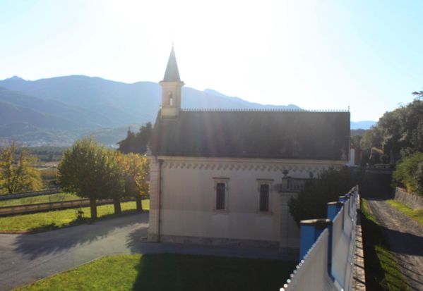 Céret (Pyrénées-Orientales) La chapelle du château d'Aubiry