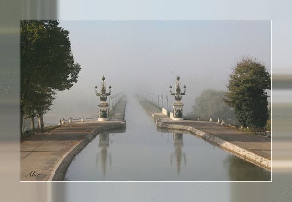 Briare-brouillard.jpg