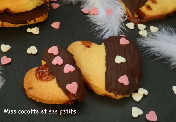 biscuits-sables-en-coeur--3-.JPG