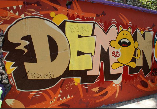 823 rue de l ermitage 75020 Paris