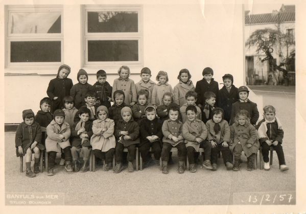 Copie--2--de-Ecole-Maternelle-rue-St-Sebastien-1957--2-.JPG