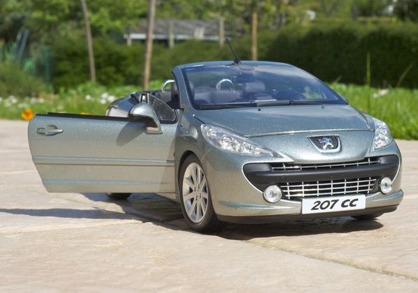 PEUGEOT 207 CC CABRIOLET GRIS NOREV06