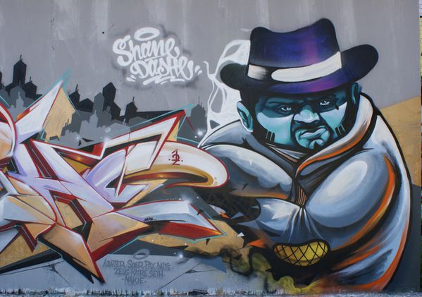 890 graffPark 78200 Mantes la jolie