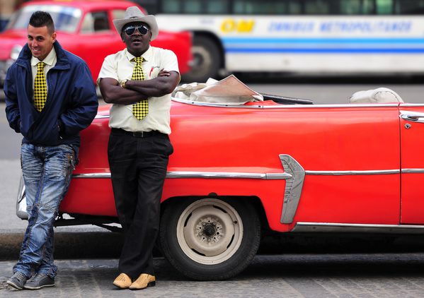 red cars from cuba by albi