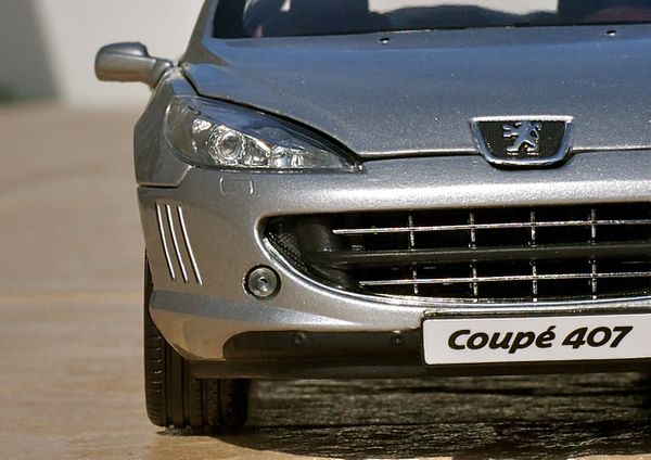 PEUGEOT 407 V6 COUPE GRIS NOREV38
