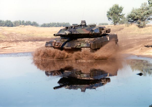 leopard 2 A6 tank