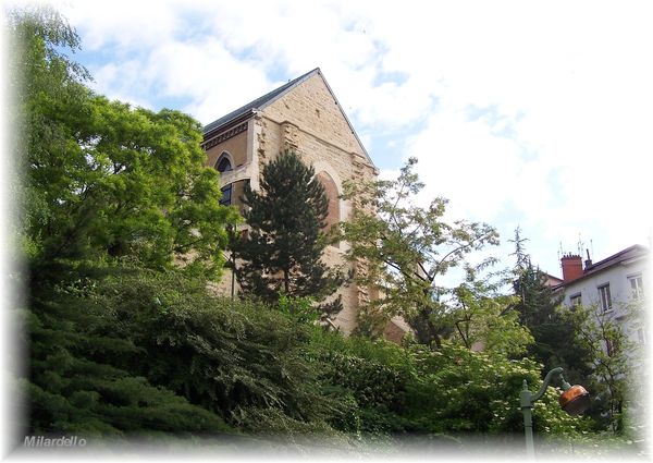230-e-rm-pb-croix-rousse-eglise-st-bernard-r-gal-de-seve.jpg