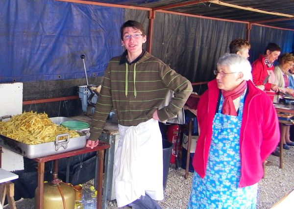 a010 Quequeville au Manoir de la Coquerie, Kermesse de la P