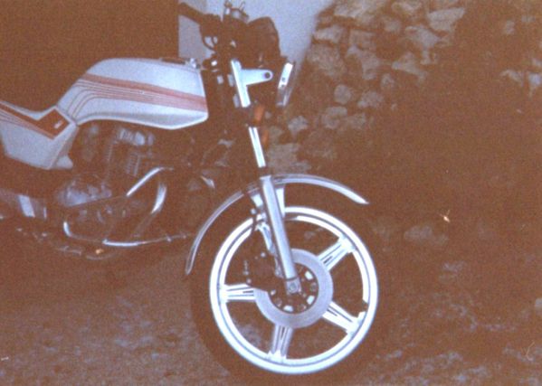 HONDA 400 CBN 1985