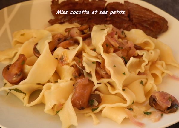 tagliatelles--champignons-et-miel--1-.JPG