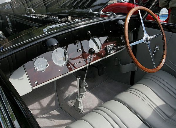 bugatti_type_57_graber_cabriolet_1934_122.jpg