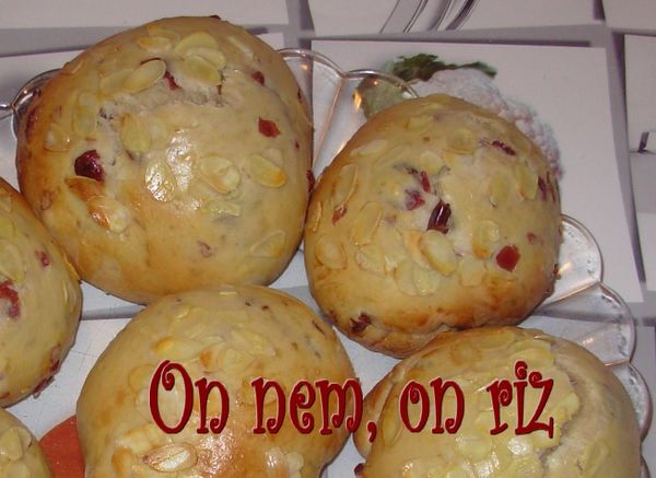 Pains au lait amandes-cranberries2
