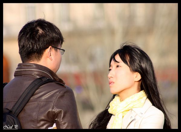 people-shortly-crossed 3841v