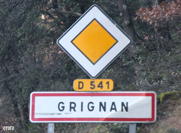 Grignan-le-village-provencal-janvier-2011-012.JPG