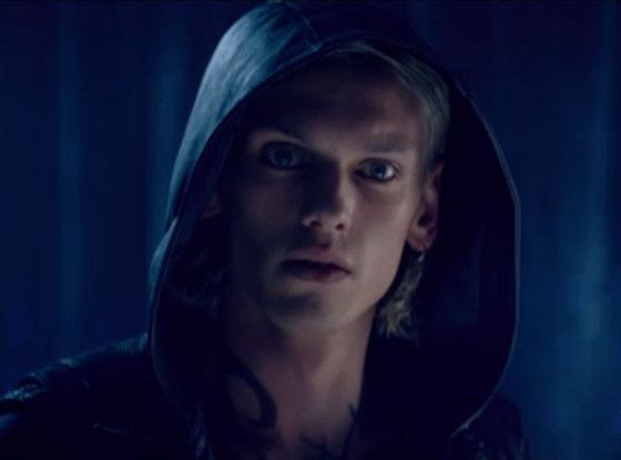 The-Mortal-Instruments-City-of-Bones-photo-3.jpg