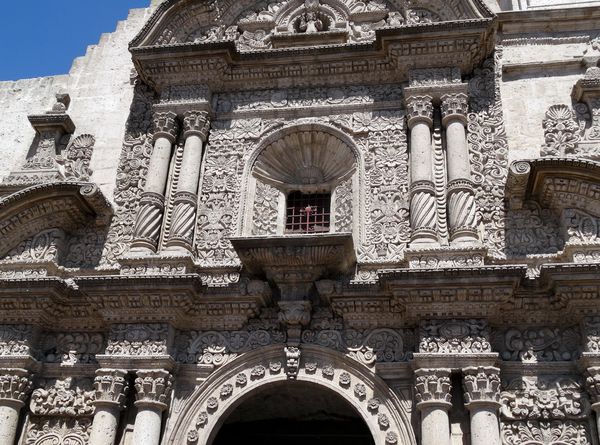 Arequipa-Eglise-de-la-Compania.jpg