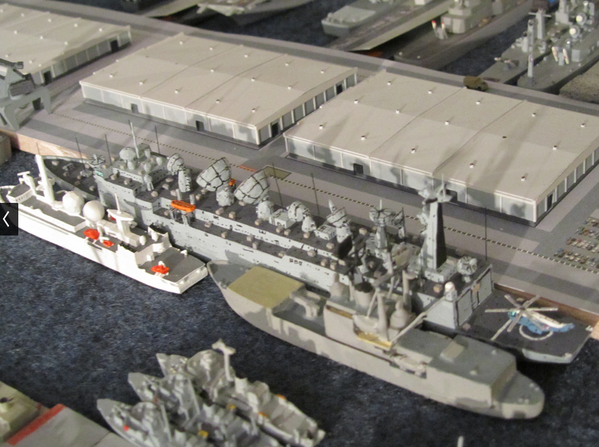 diorama d'une base navale d