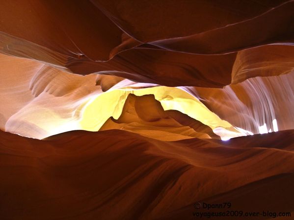Antelope Canyon 02