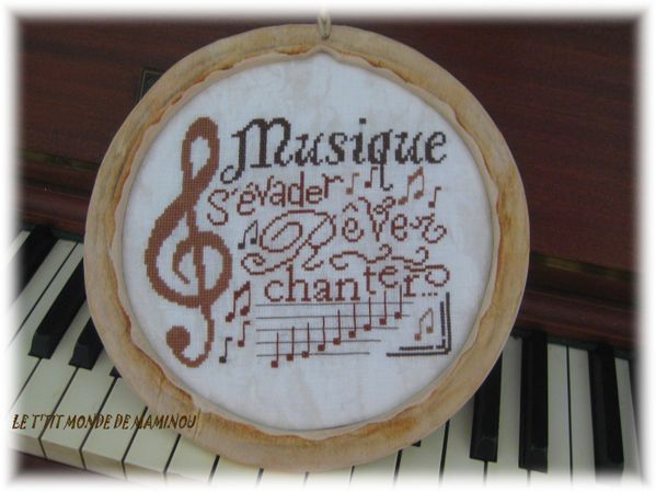 MUSIQUE CREATIONS DE CHYSTELLE2